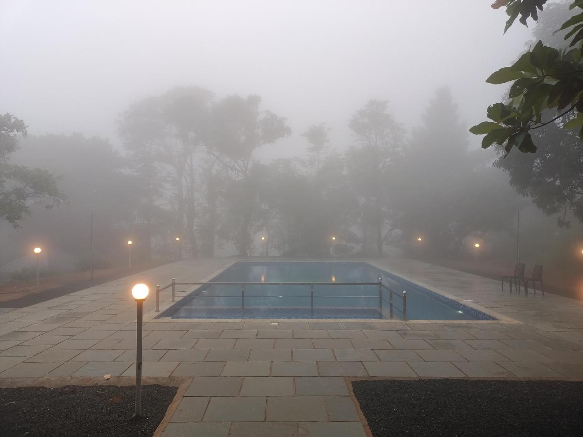Forest And River Edge Resort Kannur Extérieur photo