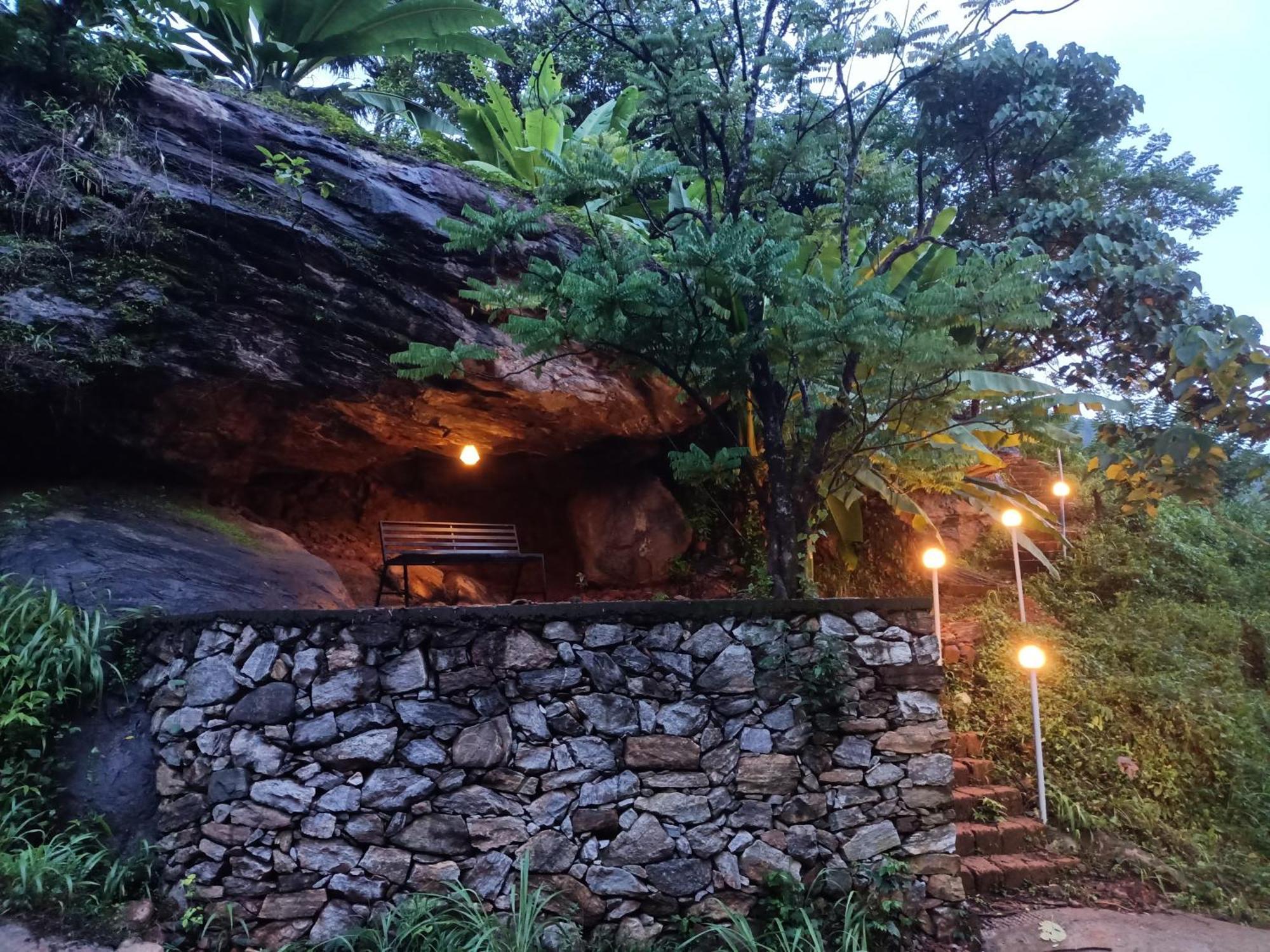 Forest And River Edge Resort Kannur Extérieur photo